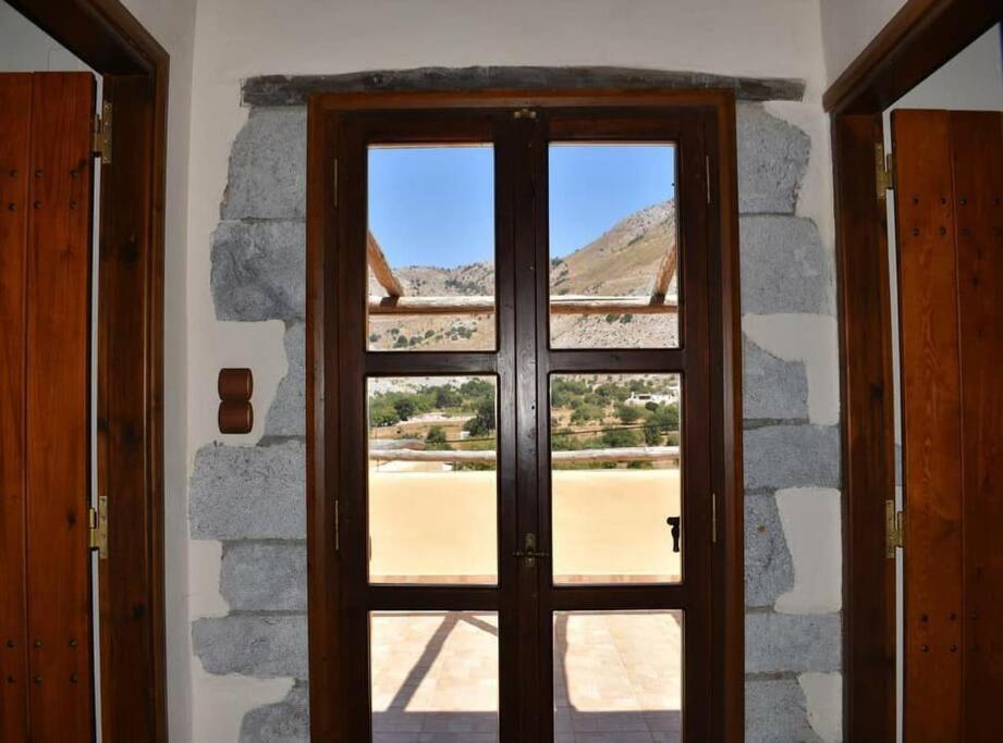 Traditional Villa With Pool In Sfakia Imbros Exteriér fotografie